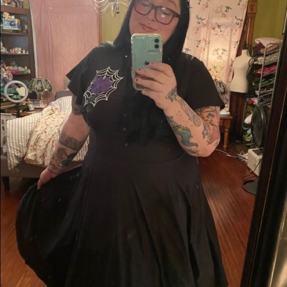 Meet your Posher, Jaculyn - Picture 13 of 15